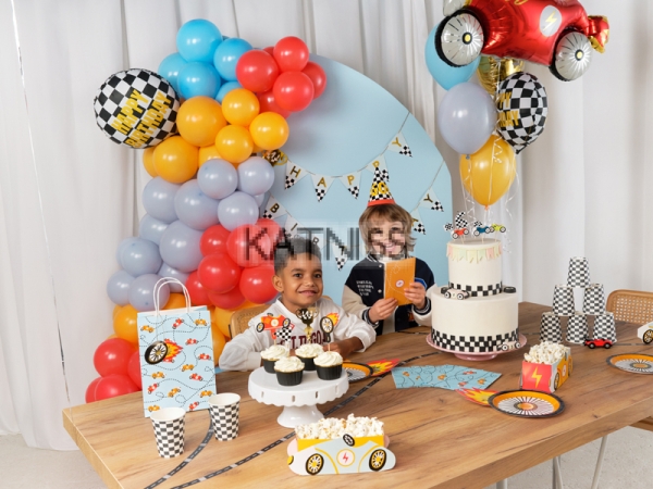 Кутии за снакс - три вида коли