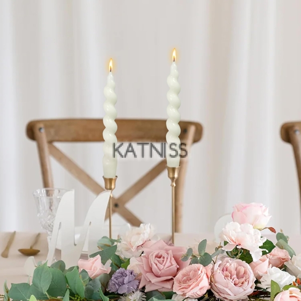 Бели вълнисти свещи