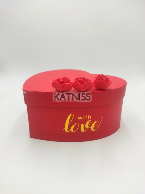 Червена подаръчна кутия под формата на сърце - 21 см / Red heart present box - 21 cm