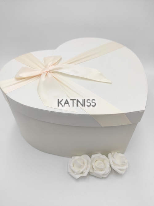 Подаръчна кутия под формата на сърце - 31 см / Heart present box - 31 cm