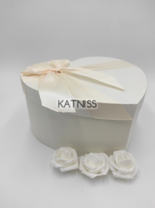 Подаръчна кутия под формата на сърце - 23 см / Heart present box - 23 cm