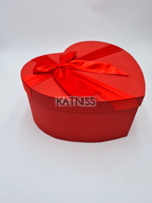  Червена кутия под формата на сърце - 19/25 см / Red heart box - 19/25 cm