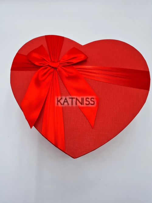  Червена кутия под формата на сърце - 19/25 см / Red heart box - 19/25 cm