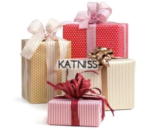 ОПАКОВАЧНА ХАРТИЯ 100/200 СМ МИКС ЦВЯТ ТОЧКИ И РАЕ