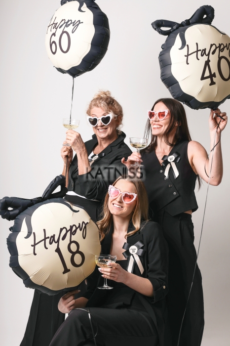 БЯЛИ  ОЧИЛА С  ПЕРЛИ И ФОРМА НА СЪРЦЕ