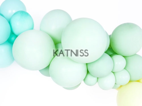 💚 Латексов балон – Светло зелен шамфъстък  30 см. (1 бр.)